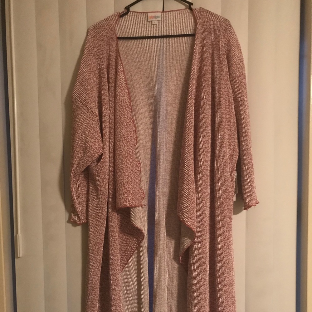 BNWT Large Floral Shirley